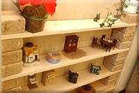エーグルのカップとブロックを積み上げただけの棚/Kyoto-Minami Chiropractic Photo Gallery/Side-A/カイロプラクティック・フォトギャラリー